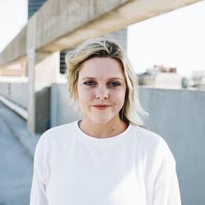 Meet your Posher, Holli anne